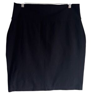 Eileen Fisher washable crepe mini pencil skirt in black excellent condition